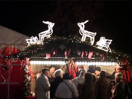 Kalkar : Weihnachtsmarkt auf Schloss Moyland