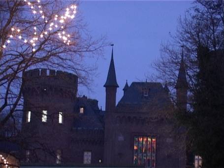 Kalkar : Weihnachtsmarkt auf Schloss Moyland