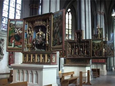 Xanten : Verschiedene Altäre
